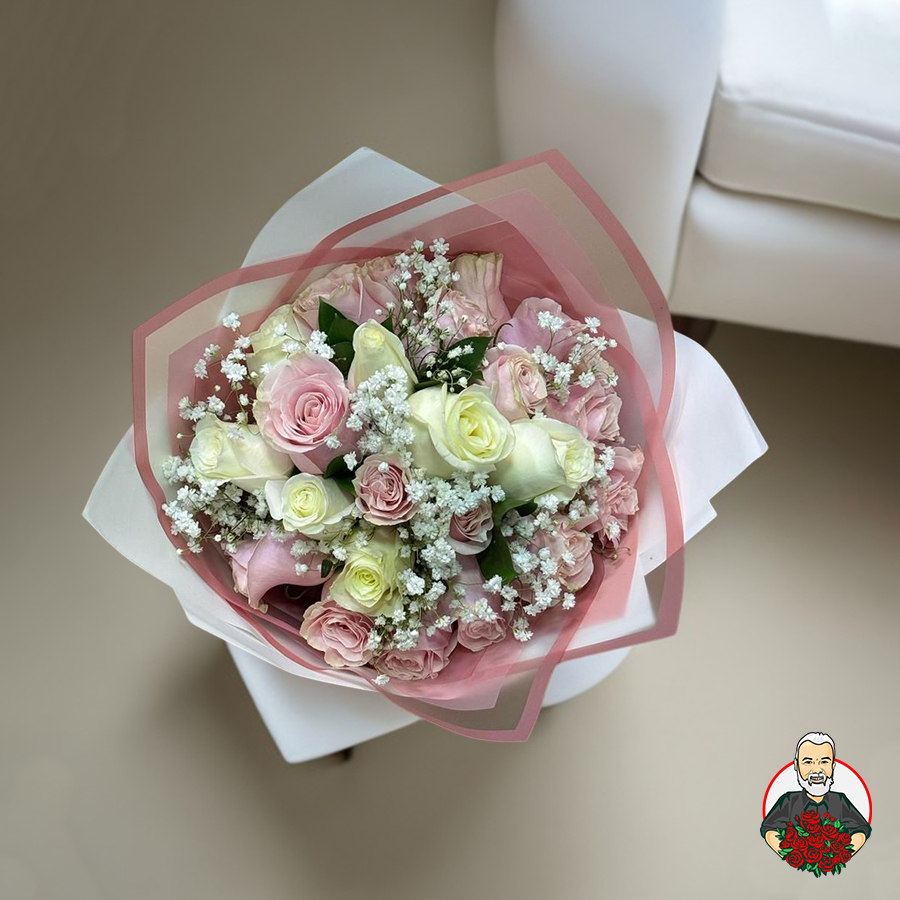 Bouquet con Rosas Rosadas y Blancas