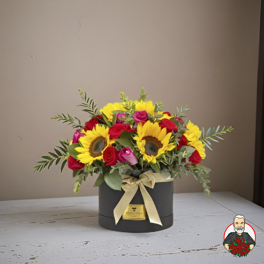 Arreglo Floral en Caja con Girasoles y Rosas