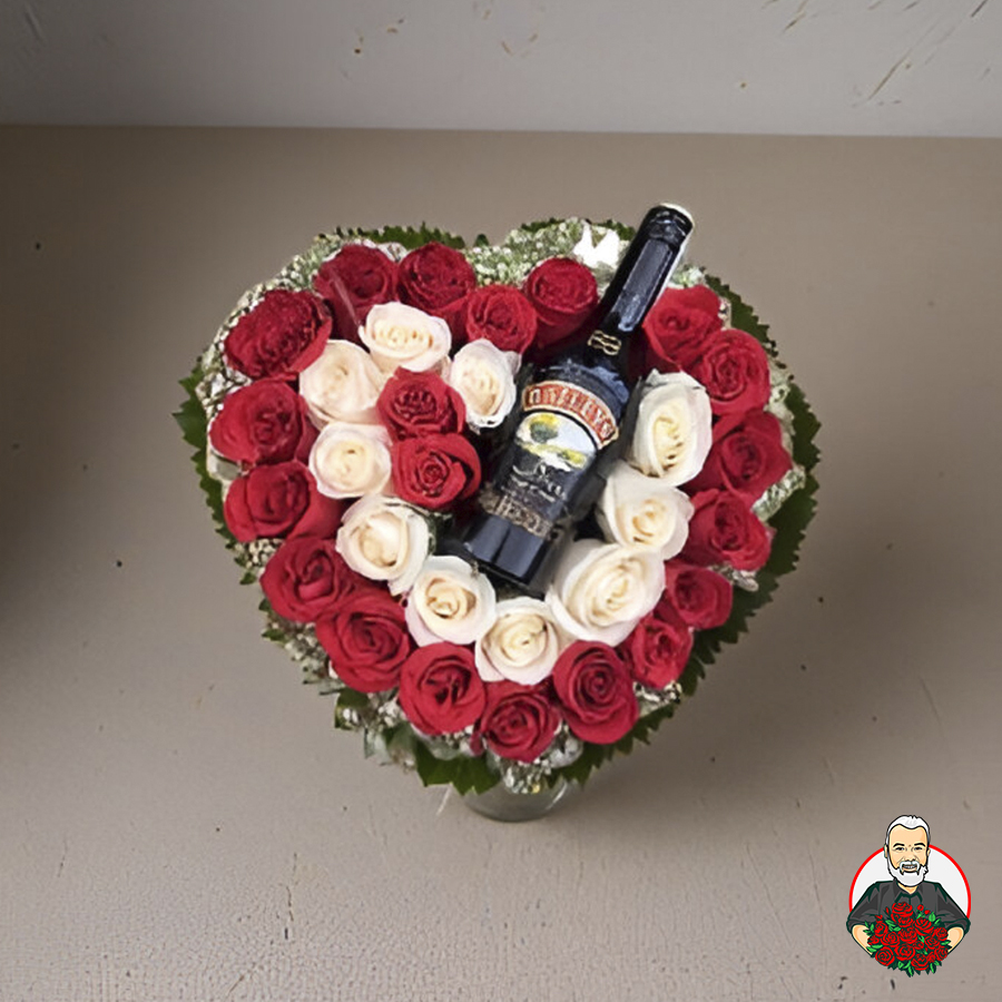 Arreglo Floral en Coraz&oacute;n con Rosas