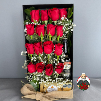 Caja Rectangular con Rosas, Baileys y Chocolates Ferrero