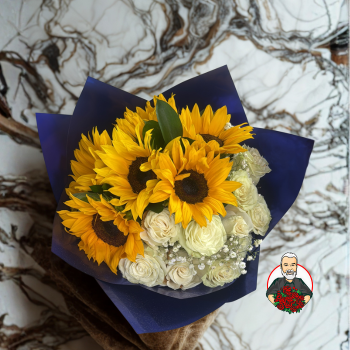 Bouquet con Girasoles y Rosas Blancas