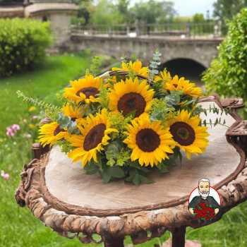 Canasta de Mimbre con Girasoles